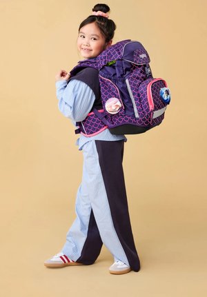 Ergobag SET 6-TEILIG - Schooltas set - perlentauchbär