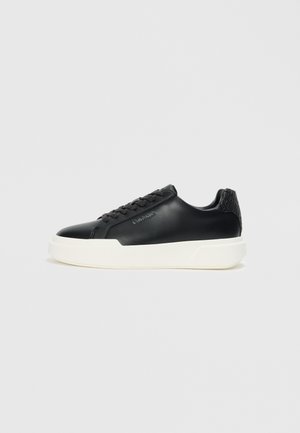 Sneakers laag - black