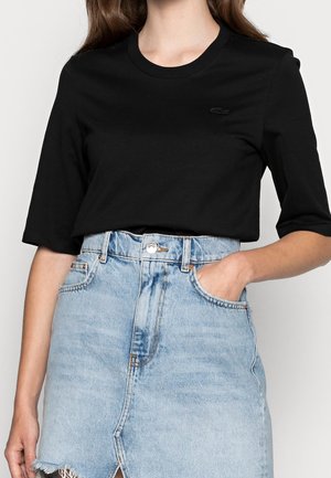 T-shirt basic