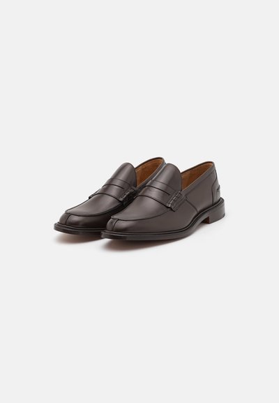 Tricker's JAMES SOLE FIT - Alkalmi belebújós cipők - chesnut burnished