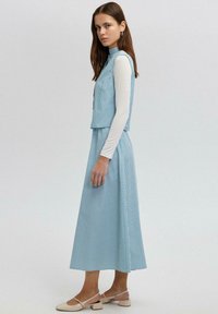 Touché Privé POPLIN VEST SKIRT SET - Vestă - blue