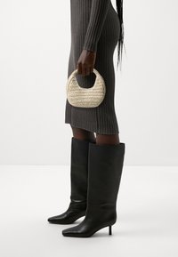 Gina Tricot MINI BAG - Mala de mão - beige