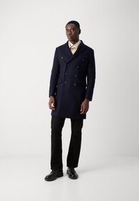 Isaac Dewhirst LONG PEA COAT - Klassischer Mantel - navy