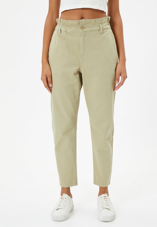 ELASTIC WAISTBAND HIGH RISE CUT CROP LEG POCKETS-BAGGY - Jeans Relaxed Fit - khaki