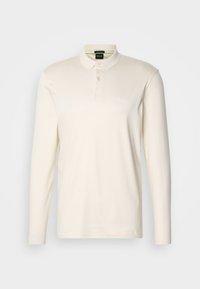 Unselected, open white