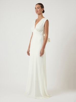 YASDOTTEA TRAIN DRESS - Ballkjole - gardenia