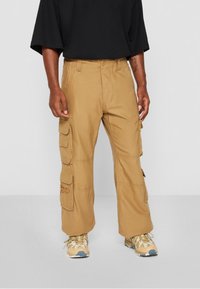 Brandit Cargobyxor - beige