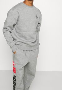 Jordan Felpa - mottled dark grey