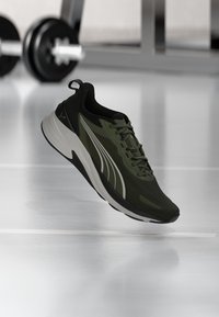 Δεν επιλέχθηκε, moss veil/puma black/feather gray