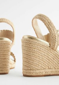 Next FOREVER COMFORT SQUARE TOE WEAVE - REGULAR FIT - Espadrilles - gold