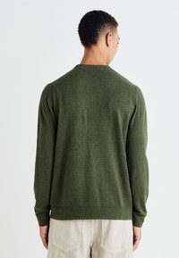 GAP CASHSOFT CREW - Pulóver - green heather
