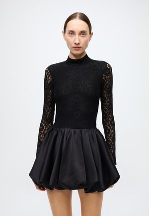 YANA LACE SATIN MINI DRESS - Koktejlové šaty / šaty na párty - black