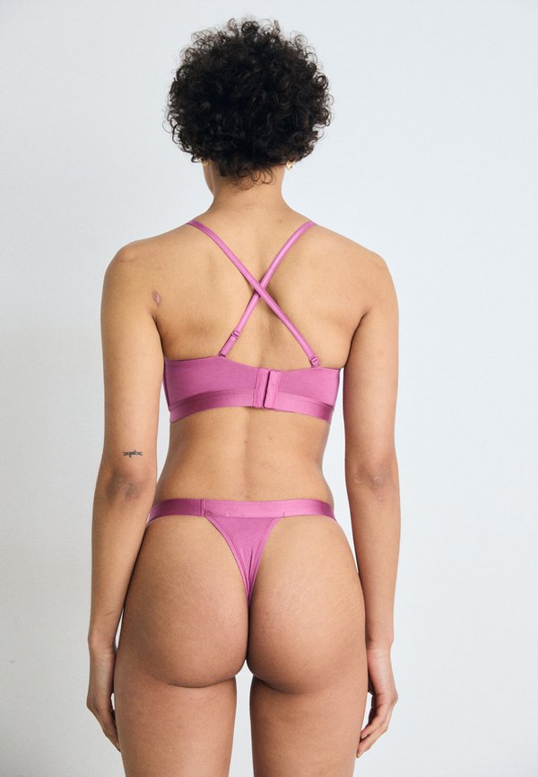 STRING BEA - Thong - medium purple2