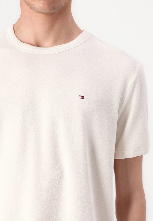 TEE - Basic T-shirt - ivory petal3