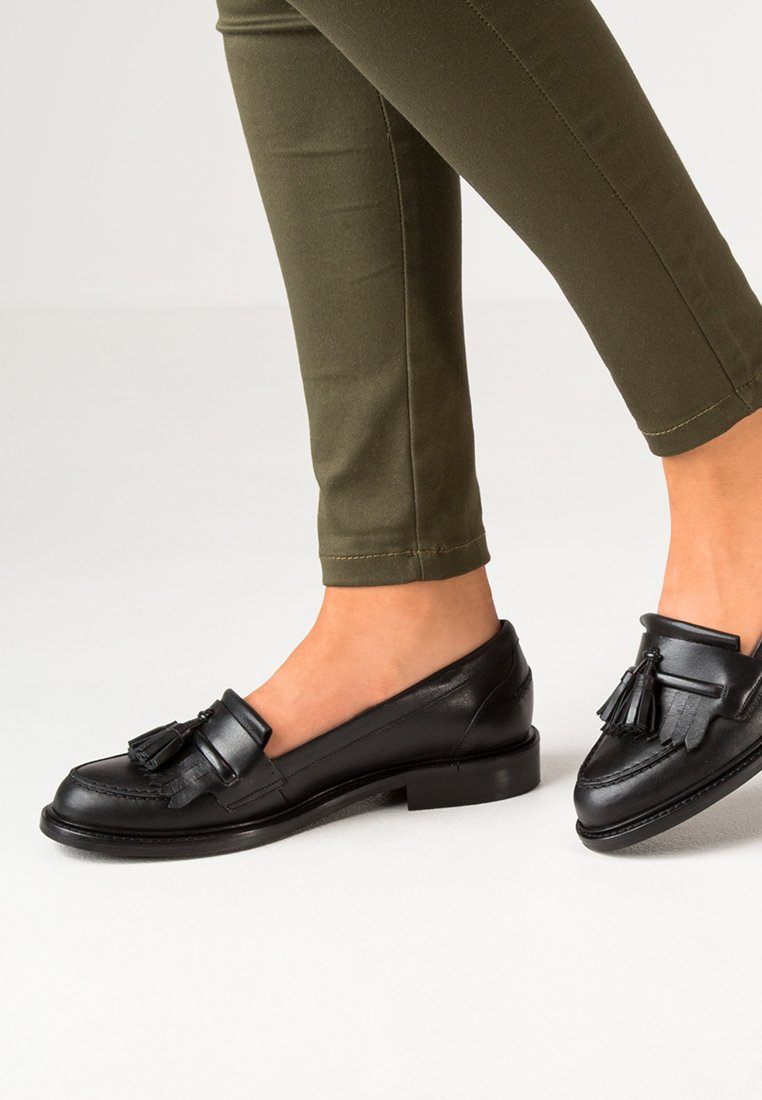 mint&berry Półbuty wsuwane