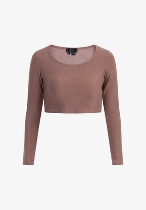 Top scurt cu mânecă lungă, dintr-un material roz prăfuit strălucitor, cu decolteu rotund larg și siluetă ajustată.