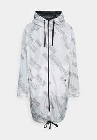 5D DIAGONAL LOGO - Parca - white