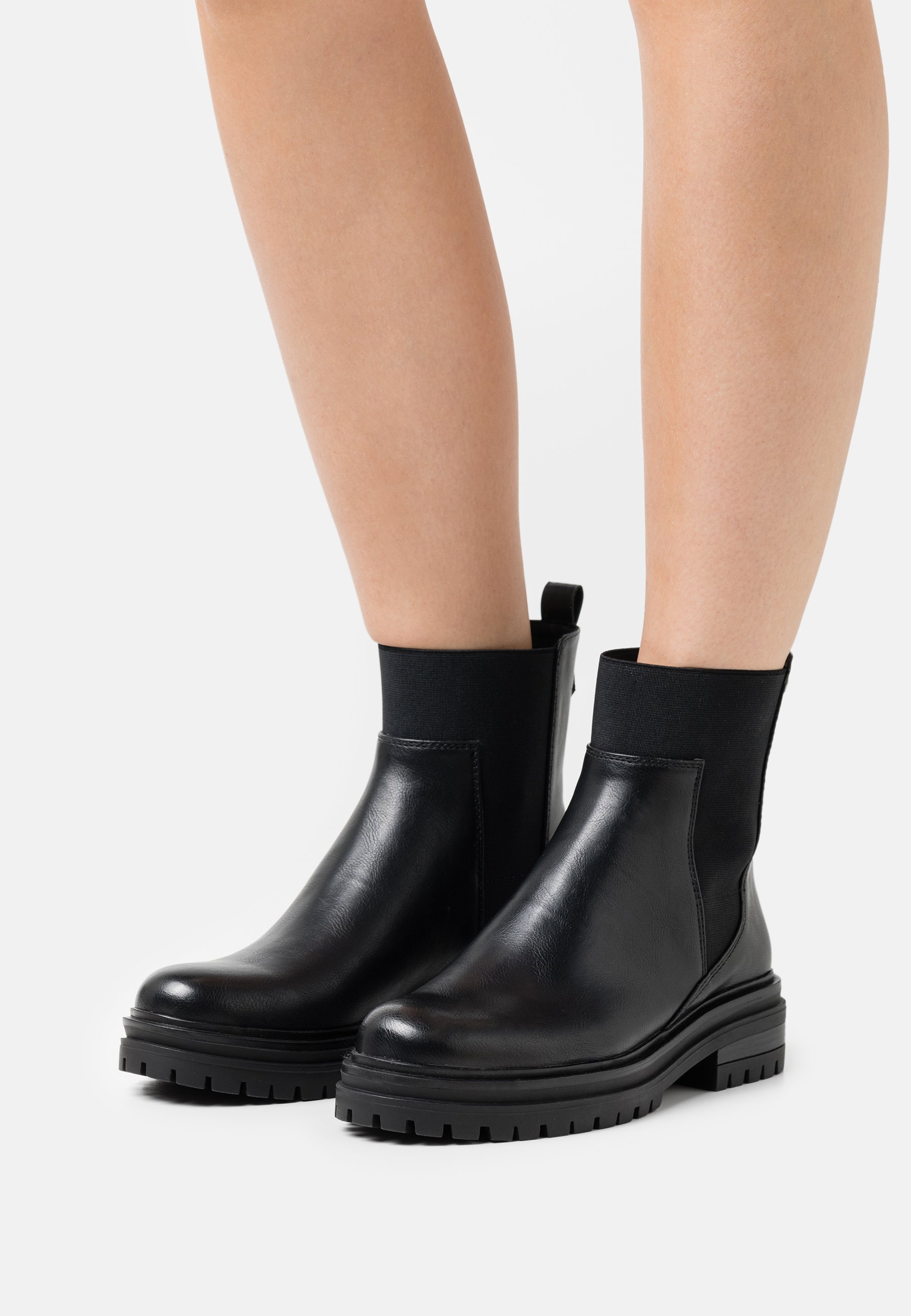 refresh chelsea boots