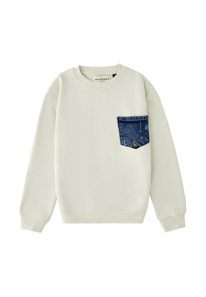 Felpa color avorio con scollo rotondo, maniche lunghe e una tasca singola di denim blu sul petto lato sinistro.