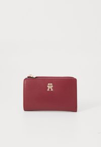 Unselected, raspberry truffle