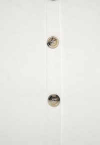 Thumbnail Image 7