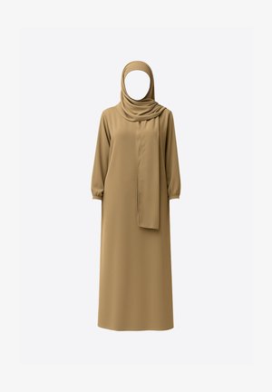 Robe longue marron aux manches trois-quarts avec un hijab assorti. Tissu lisse et léger avec une silhouette droite et un style minimaliste.