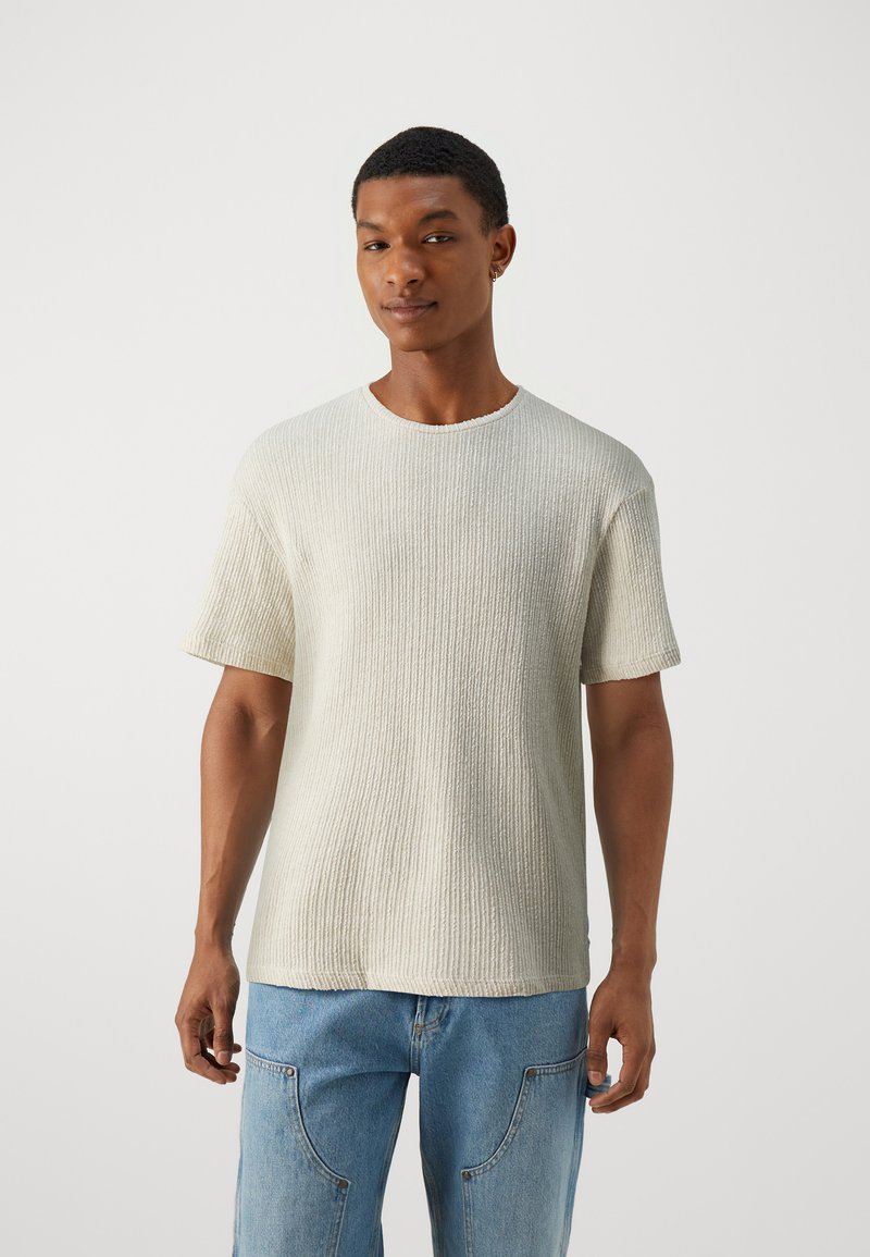 Jack & Jones JORLATEST KNITTED CREW NECK TEE - Navadna majica - ecru