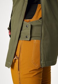 DC Shoes SAVVY ANORAK - Casaco de snowboard - olive night