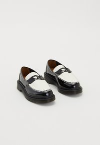 PENTON HEART LOAFER - Pantofi slip-on - black/white
