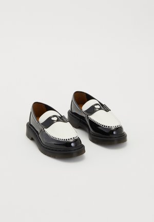 PENTON HEART LOAFER - Slipper - black/white