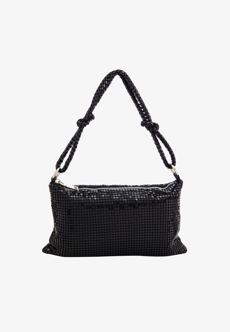 Svart rektangulär väska täckt med små paljetter, med ett knutet rephandtag och ett topplås med dragkedja. Slät textur och glänsande yta.