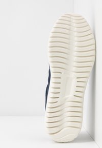 Caprice WIDE FIT - Sneaker low - ocean