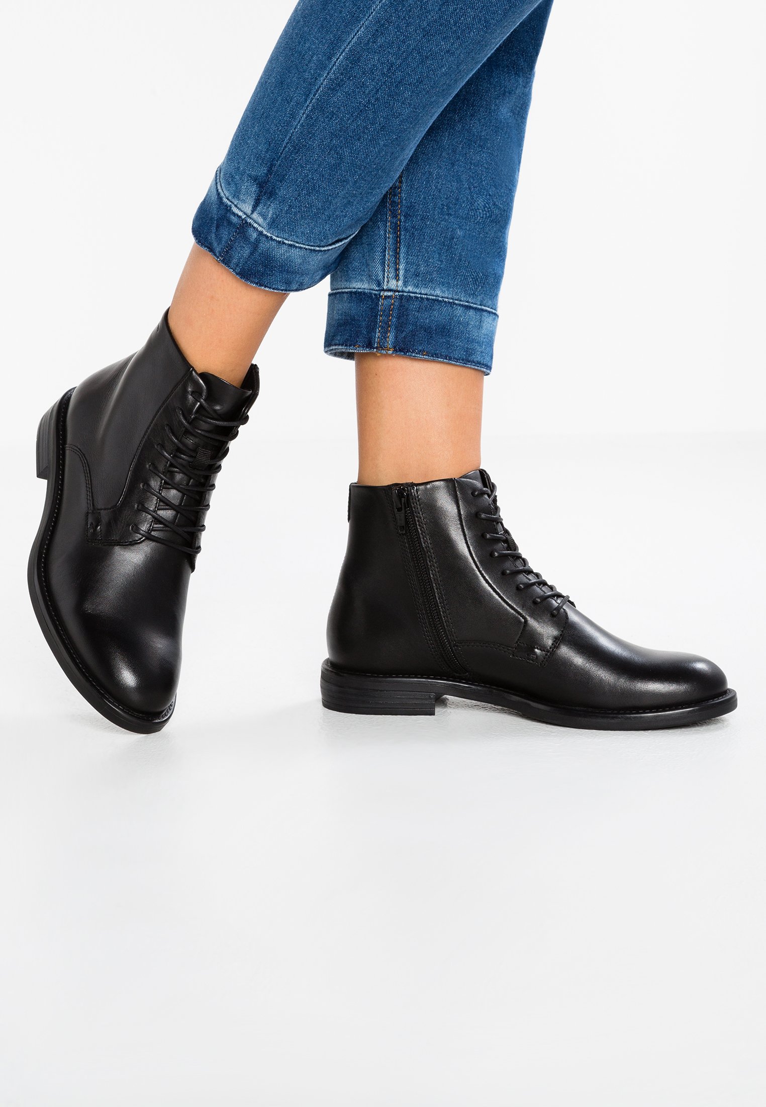 amina vagabond boots