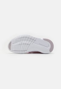 Nike Performance FREE RN FK NATURE - Utcai futócipők - pink foam/white/pink oxford/platinum tint