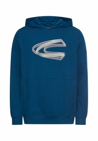 Blauer Hoodie mit einer Vordertasche, versehen mit einem großen, stilisierten weißen Logo. Hergestellt aus weichem Stoff, mit Kapuze und Kordelzug sowie gerippten Bündchen.