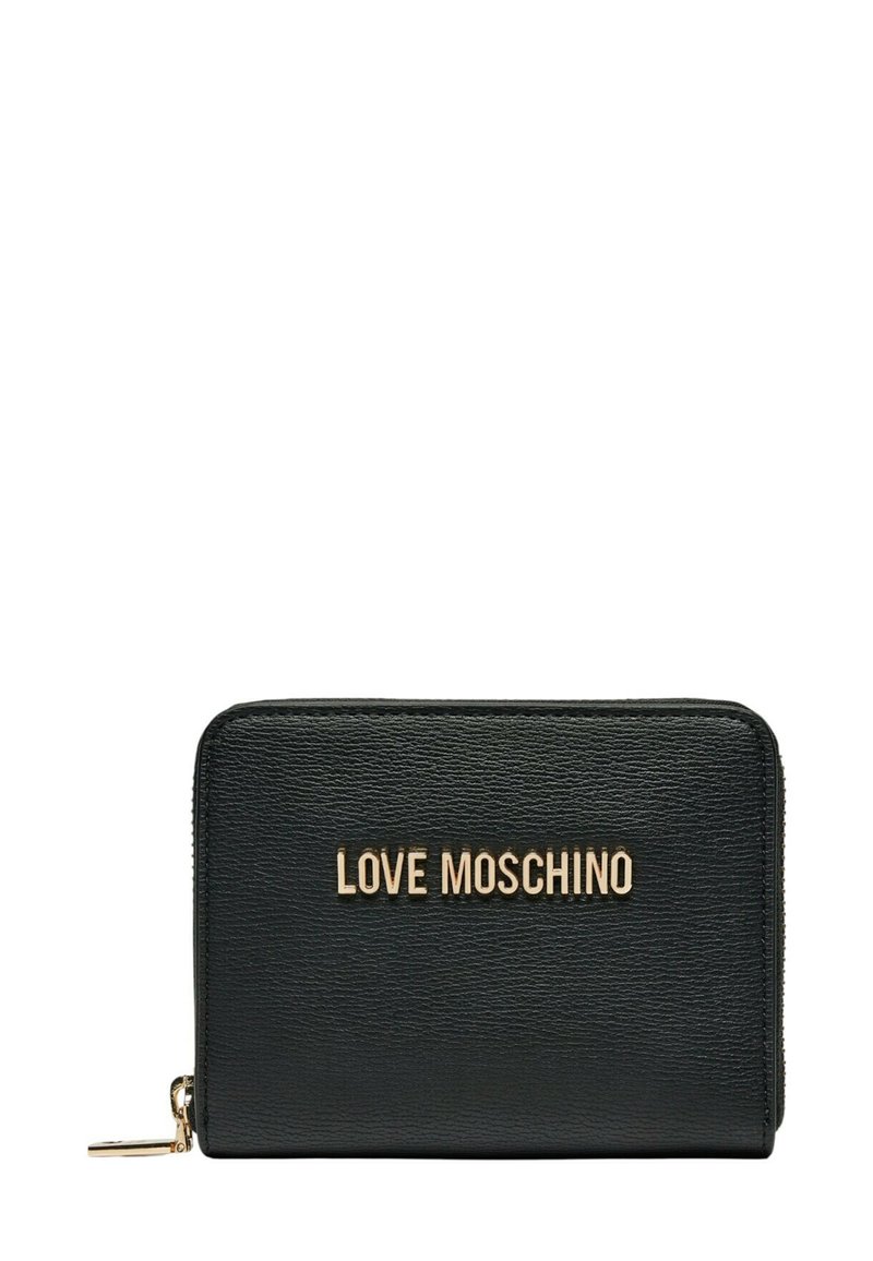 Portefeuille en cuir noir avec une finition texturée, arborant le logo "LOVE MOSCHINO" en ton doré. Fermeture à zip et forme rectangulaire slim.