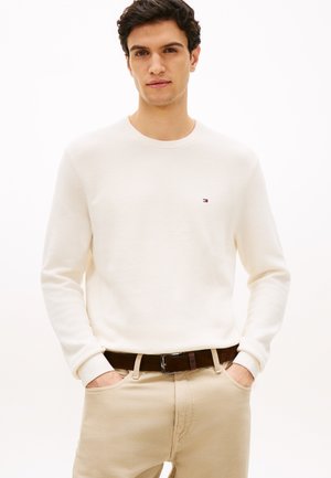 Tommy Hilfiger ESSENTIAL - Πουλόβερ - white