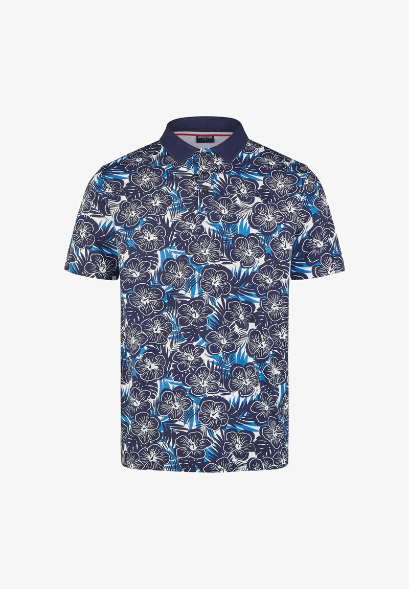 Kurzarm-Poloshirt in Marineblau mit floralem Muster, das weiße und blaue Blüten zeigt. Kragen-Design mit einer Knopfleiste mit zwei Knöpfen.