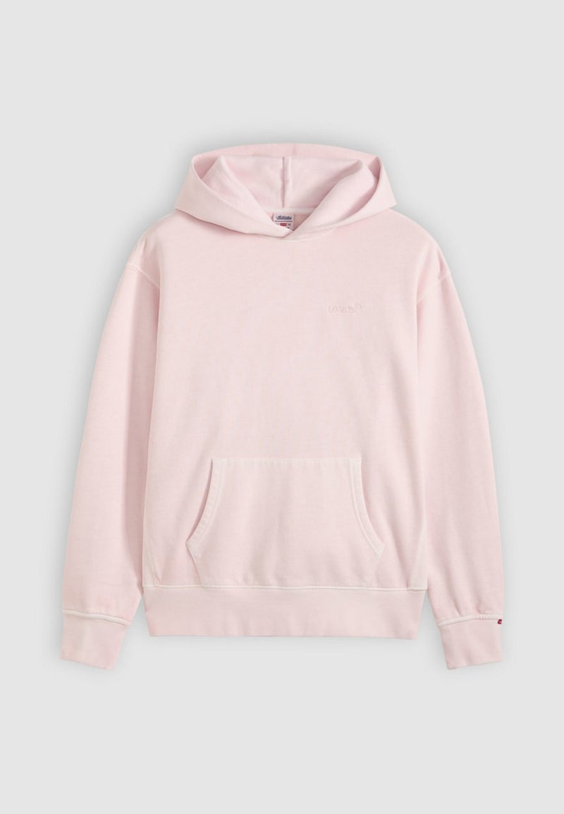 Sweat à capuche rose en tissu doux, avec une poche avant, une capuche à cordon et des poignets côtelés. Un détail de couture légère ajoute de la texture.