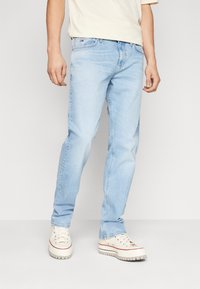 Tommy Jeans RYAN REGULAR STRAIGHT - Jeans straight leg - denim light