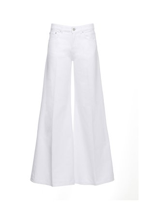 Pantaloni bianchi a gamba larga con vita alta, bottone frontale, chiusura con cerniera e tasche anteriori e posteriori.