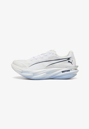 Puma, DEVIATE NITRO ELITE 4 WNS - Zapatillas running asfalto - white-chambray blue-persian blue