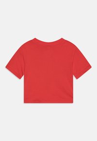Outerstuff NBA TEAMS DISNEY GRAPHIC TEE UNISEX - Sporto klubų atributika - university red