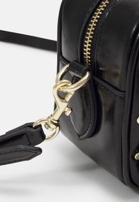Versace Jeans Couture BIKER COUTURE 01 - Skulderveske - black