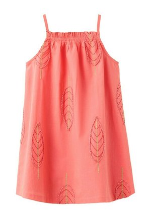 Rochie fără mâneci roz coral, cu bretele subțiri, decolteu adunat și modele brodate cu frunze în nuanțe mai închise de roz și fir auriu.