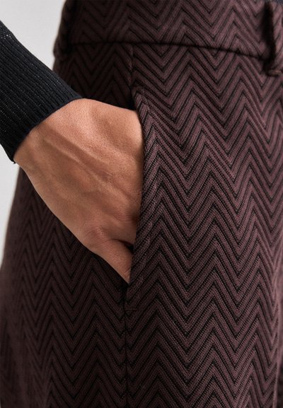 Missoni TROUSERS - Calças - chocolate plum