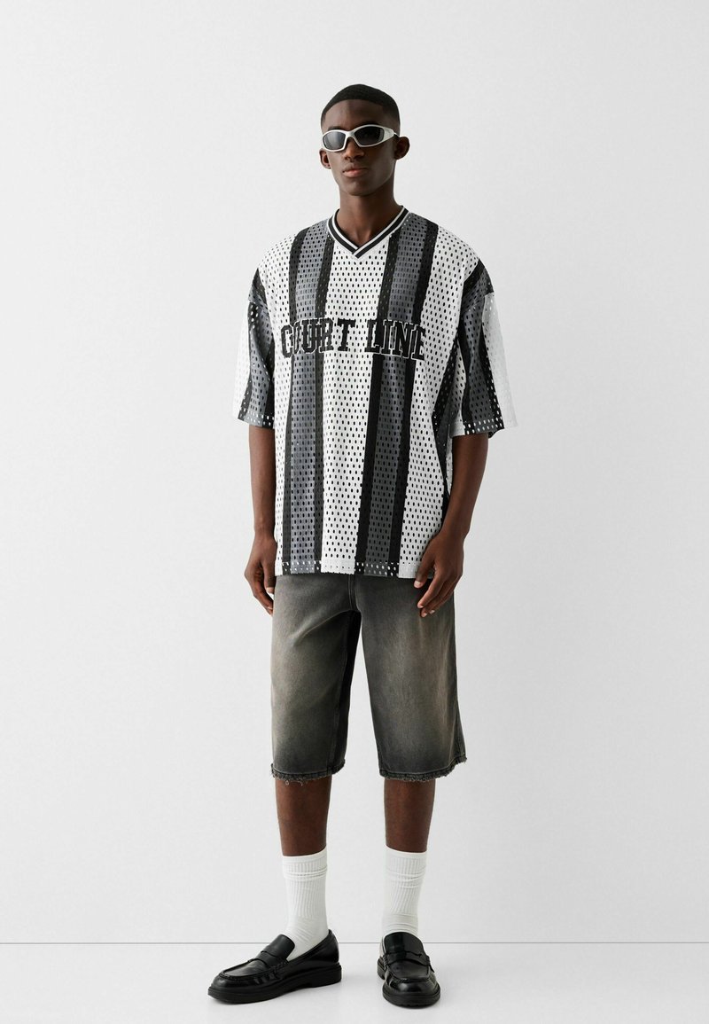 Bershka T-shirt print zwart denim/blackdenim Bershka T-shirt print zwart denim/blackdenim