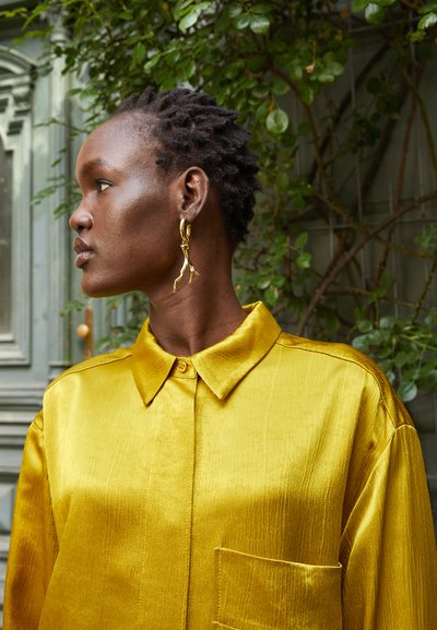 By Malene Birger OLISSE - Vestido camiseiro - autumn green