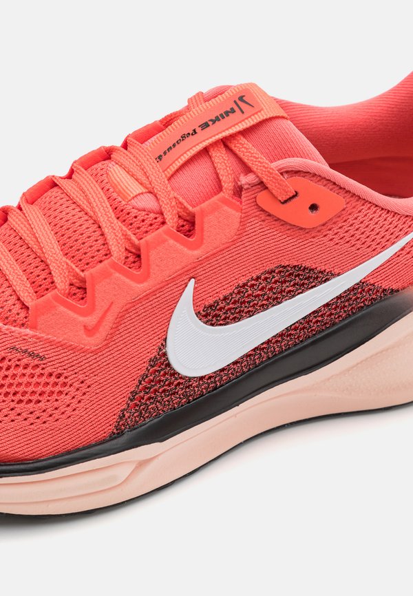 AIR ZOOM PEGASUS UNISEX – Laufschuh Straße