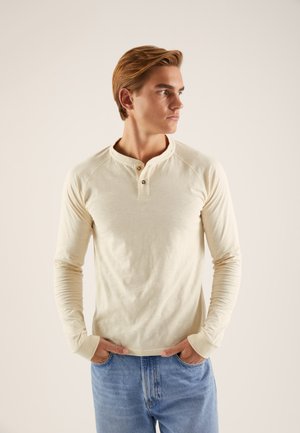 Pier One Majica z dolgimi rokavi - off-white